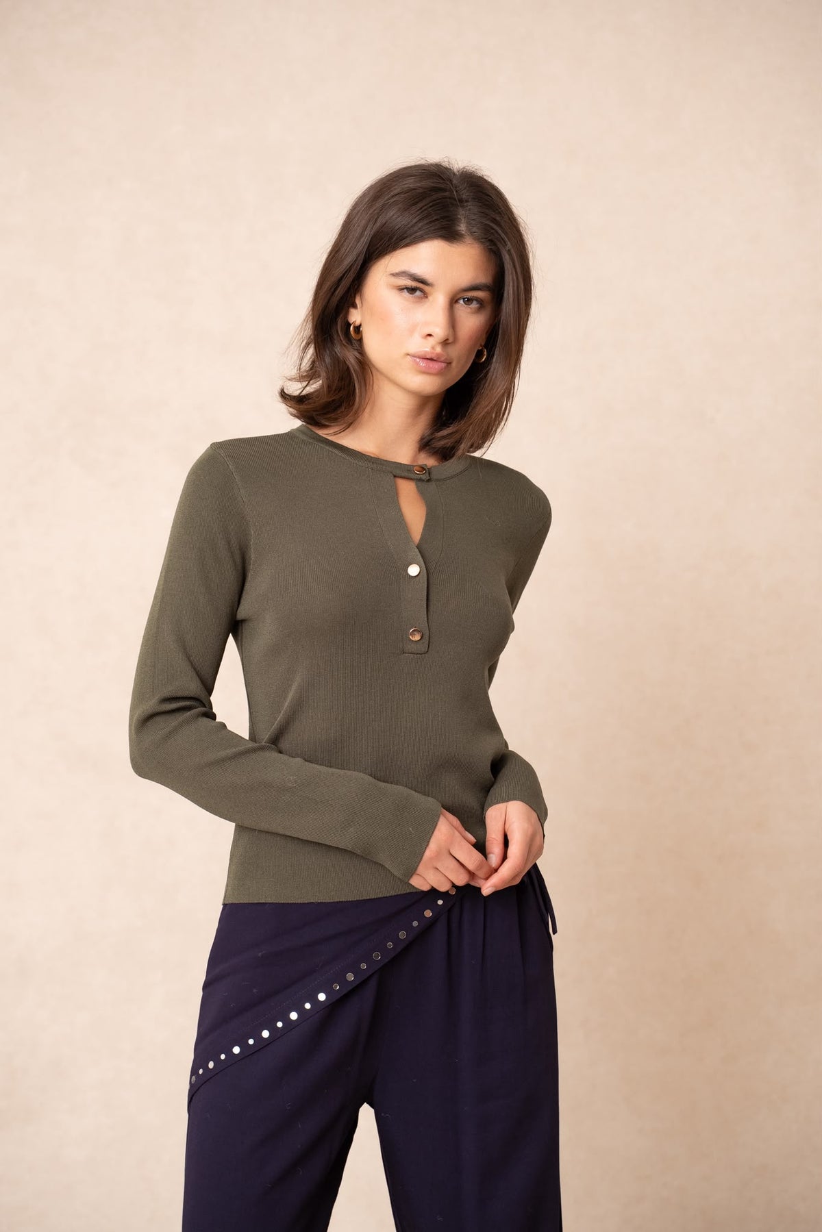 Pull Col Rond Boutonné